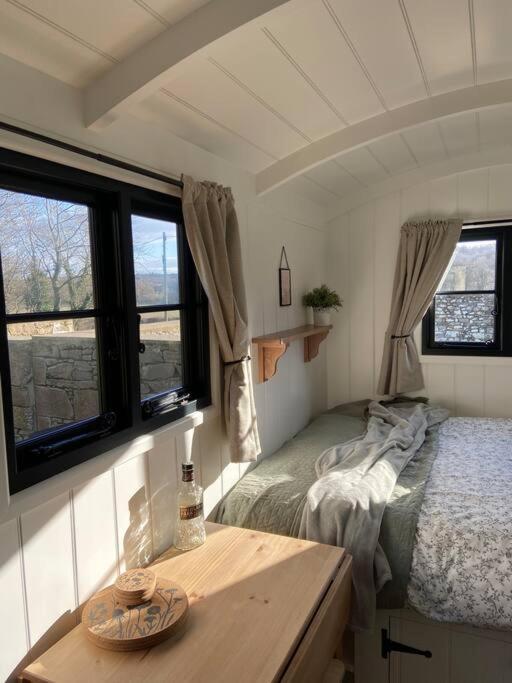 Peaceful Shepherd'S Hut In Beautiful Countryside. Linlithgow Extérieur photo