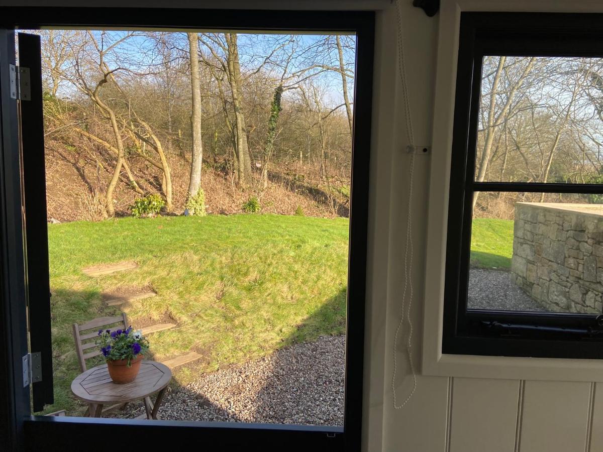 Peaceful Shepherd'S Hut In Beautiful Countryside. Linlithgow Extérieur photo